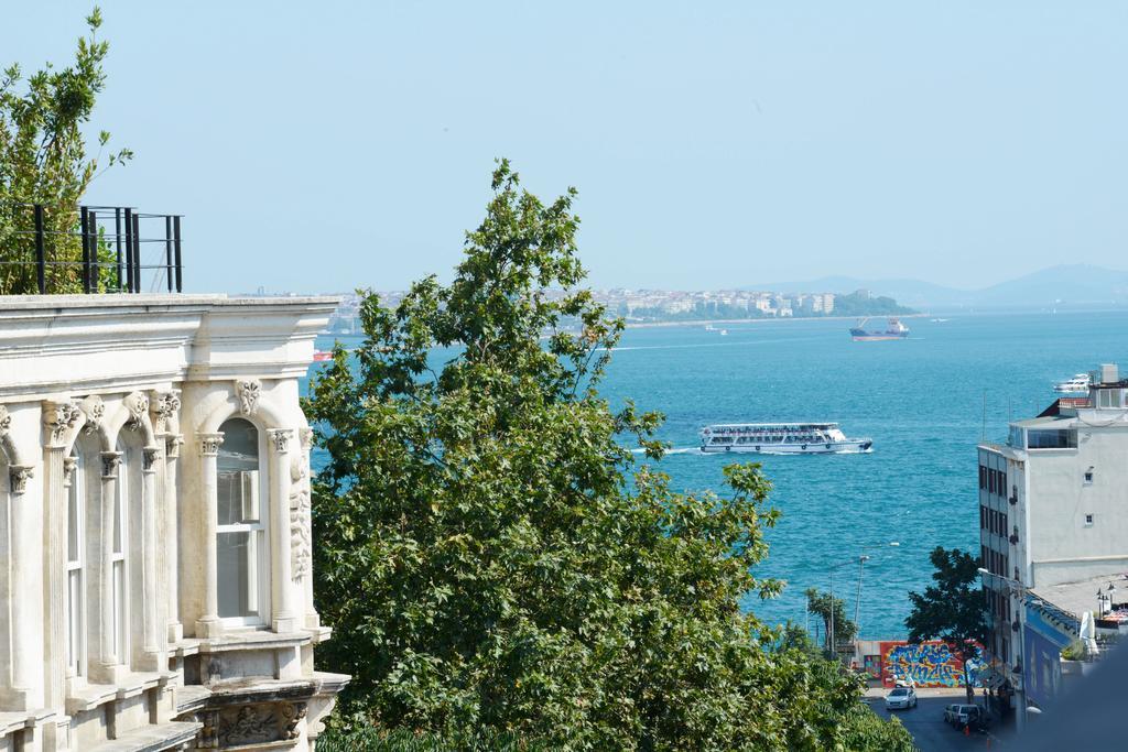 Royalist Tophane Istanbul Rum bild